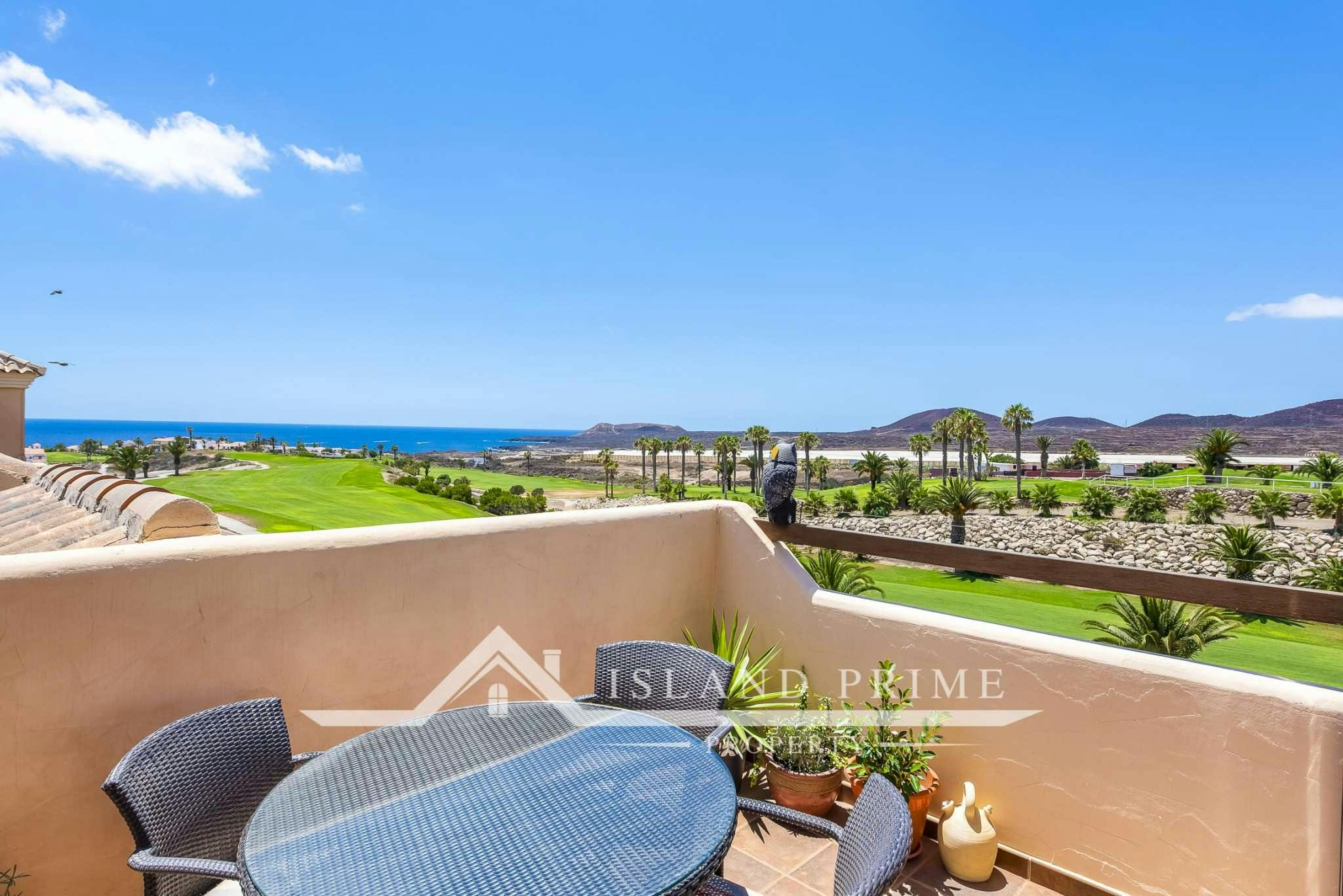 3 bed penthouse for sale in Palm Gardens, Amarilla Golf